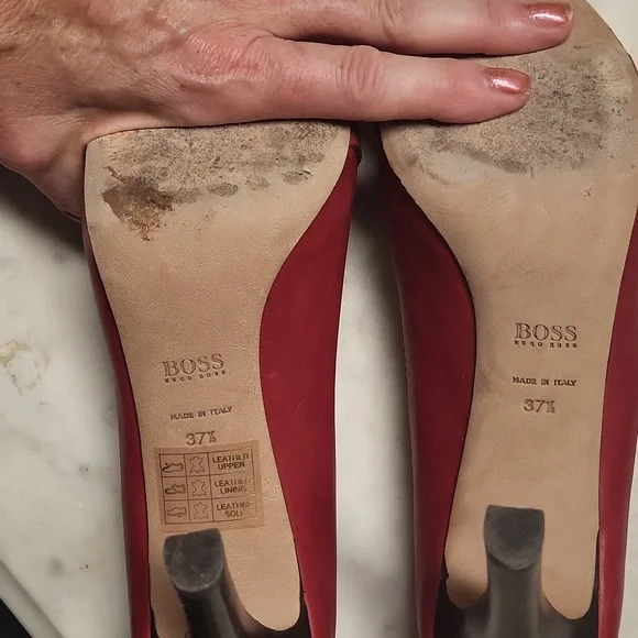 Hugo Boss pumps - Picture 3 of 4